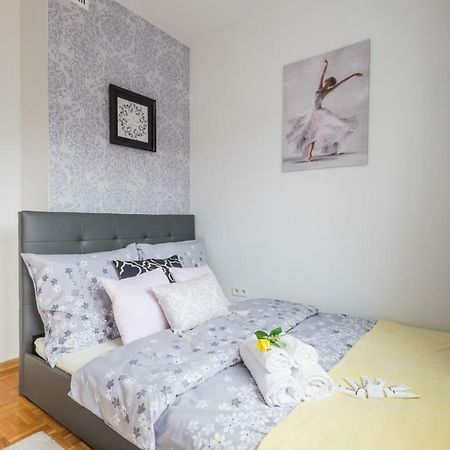 Blue Sky Apartment Warsaw Ngoại thất bức ảnh